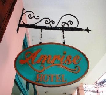 Amrise Hotel Singapore Buitenkant foto